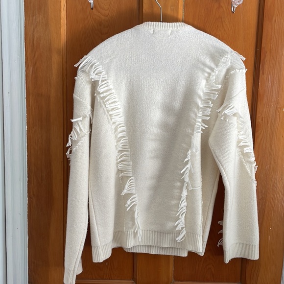 Merino wool and cashmere blend Italian made sweater 3/$30 - Picture 2 of 3